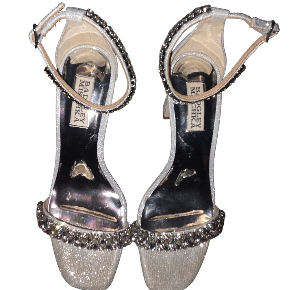 Badgley Mischka Silver Block Heeks sz 7 - Picture 3 of 7